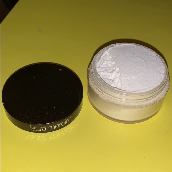 Laura Mercier - Picture 3 of 3